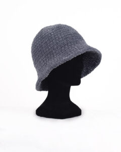 Chapeaux